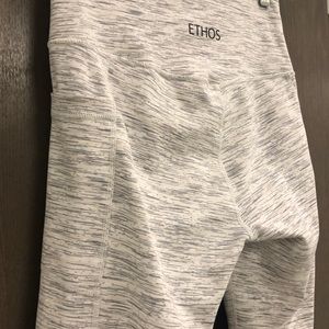 Ethos Co M tall white/gray heather pocket leggings